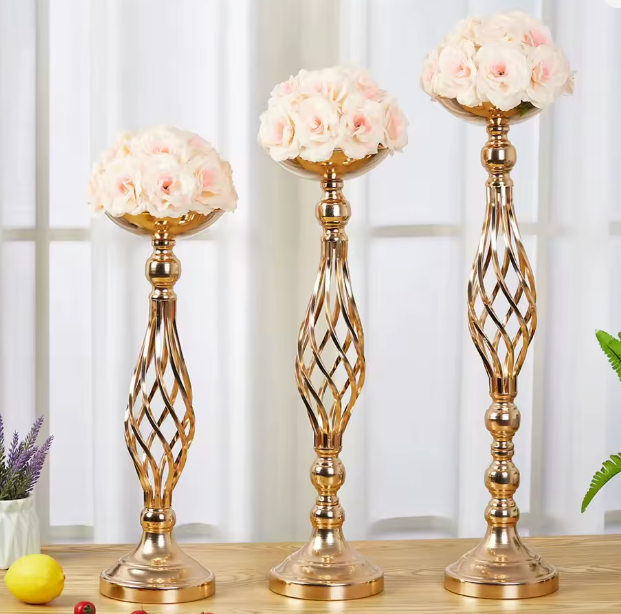 Iron Vase Holder for Candle & Flowers