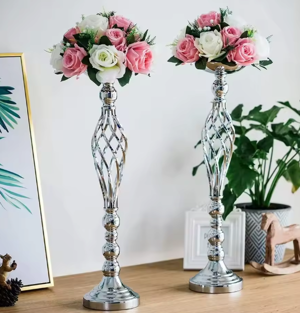 Iron Vase Holder for Candle & Flowers